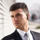 E26 Plus Encourage – Casque Sans Fil Ultra-Léger 50mAh avec Bluetooth 5.0, Autonomie 4H & 80H Veille